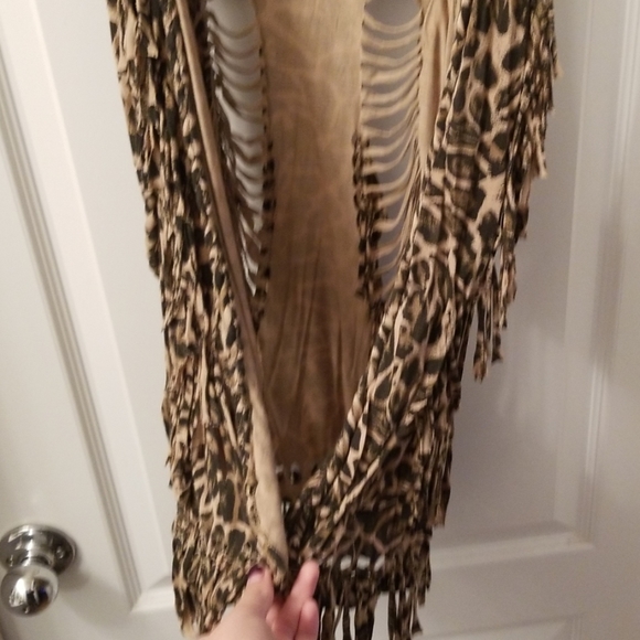 Cheetah print Shredded vest - Picture 8 of 8